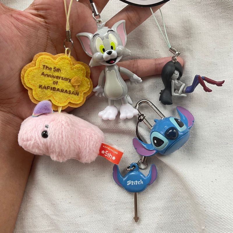 Tom và Jerry Stitch Adventure Time Kapibarasan Tất cả các mẫu