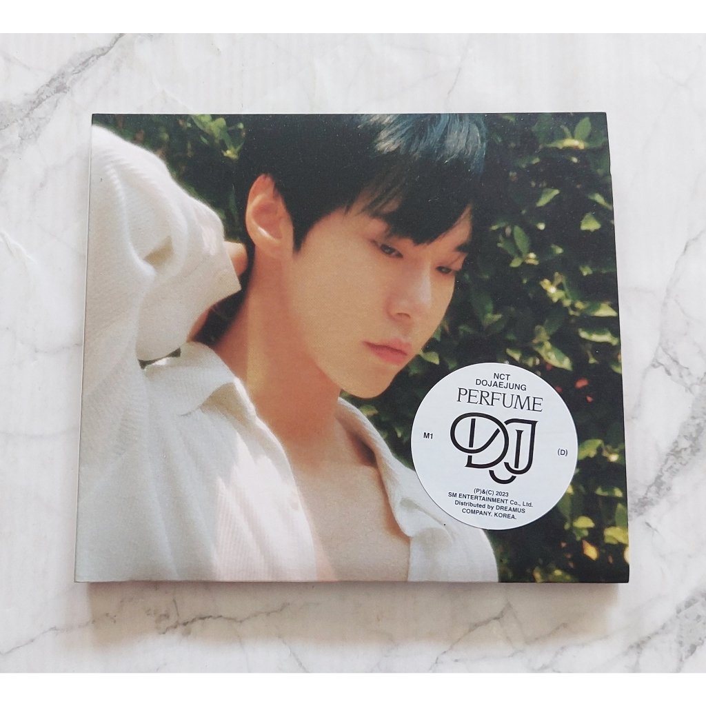 NCT DOJAEJUNG Album-Perfume Digipack Phiên bản Doyoung Cover Unpacked No Kpop CD Card By