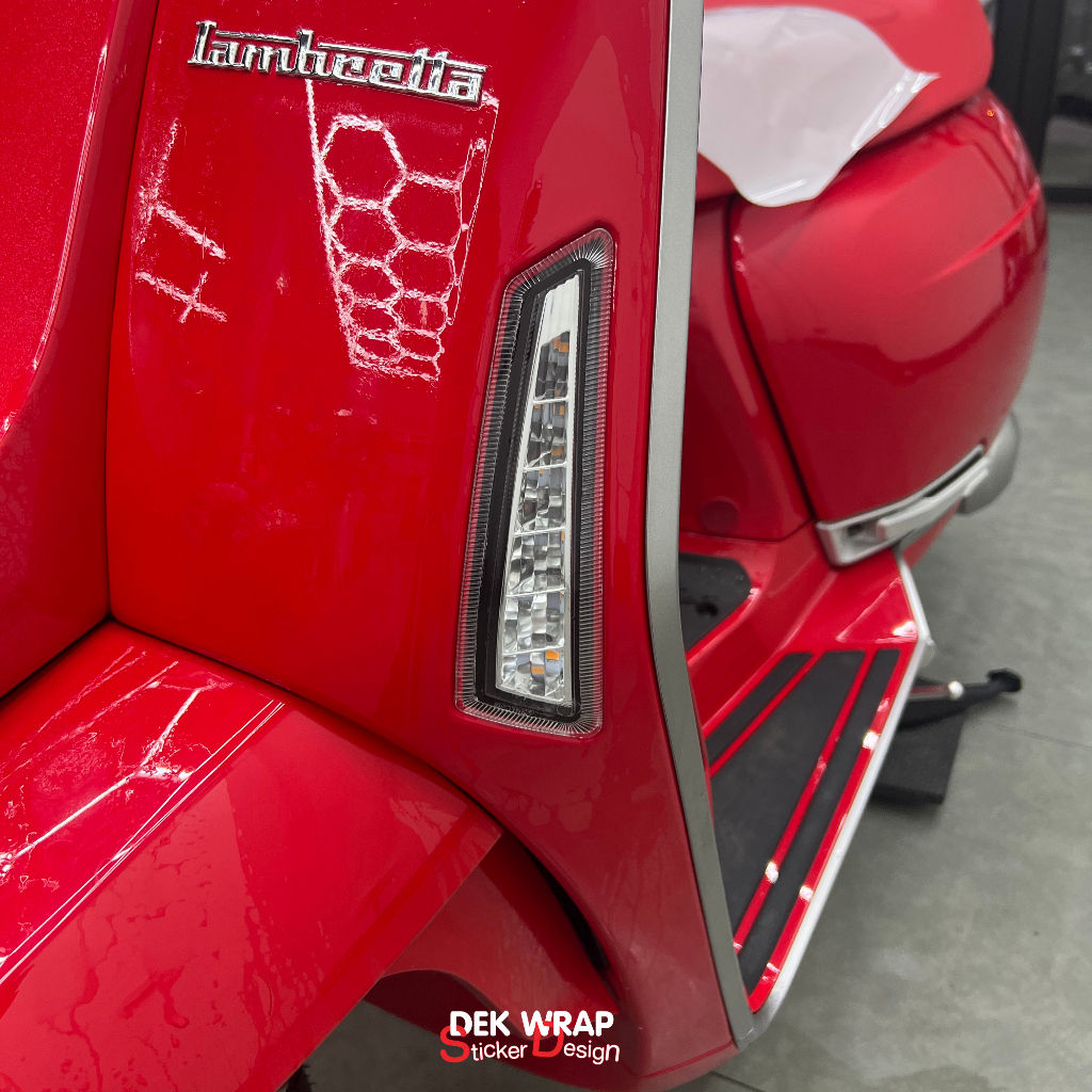 Phim bảo vệ tín hiệu rẽ trước và sau Lambretta G350