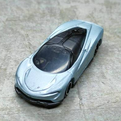 Mẫu xe kim loại Tomica McLaren Speedtail 2019 s = 1 / 69 Số 93