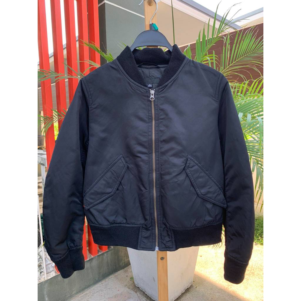 Áo khoác Bomber Uniqlo Size S