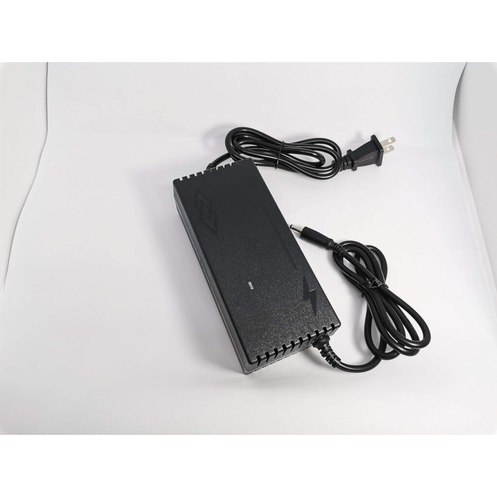 Sạc Pin 12V 5A Hoặc 12.6V 5A Bật Sáng 12.6V 5A Full Cut Chặt