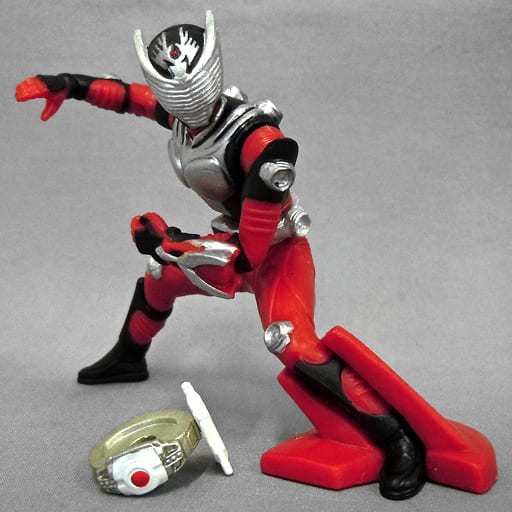 Bandai HG Kamen Rider Ryuki Decade Belt Action Pose Masked Rider gashapon