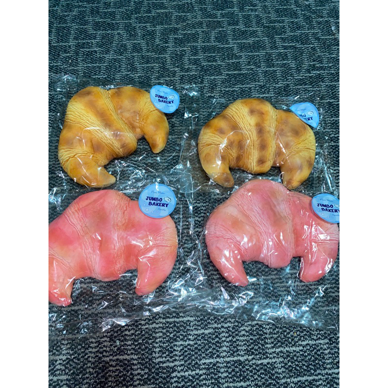 Squishy Croissant Punimaru Mới