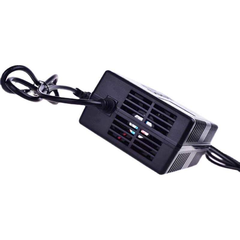 Sạc Pin 84V 5A Hoặc 84V 5A 84V 5A Công Suất Đầu Ra 84V 5A Full Cut