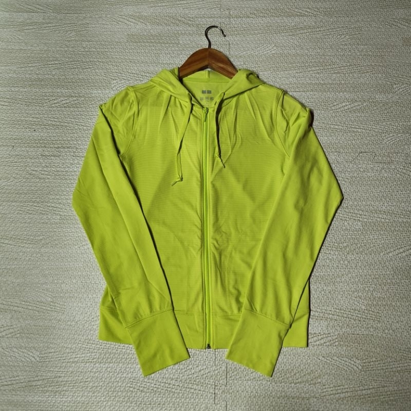 Uniqlo AIRism Chống Tia UV Lưới Áo Khoác Có Mũ Trùm Đầu Xanh Chanh Size M / L Nữ Đã Qua Sử Dụng