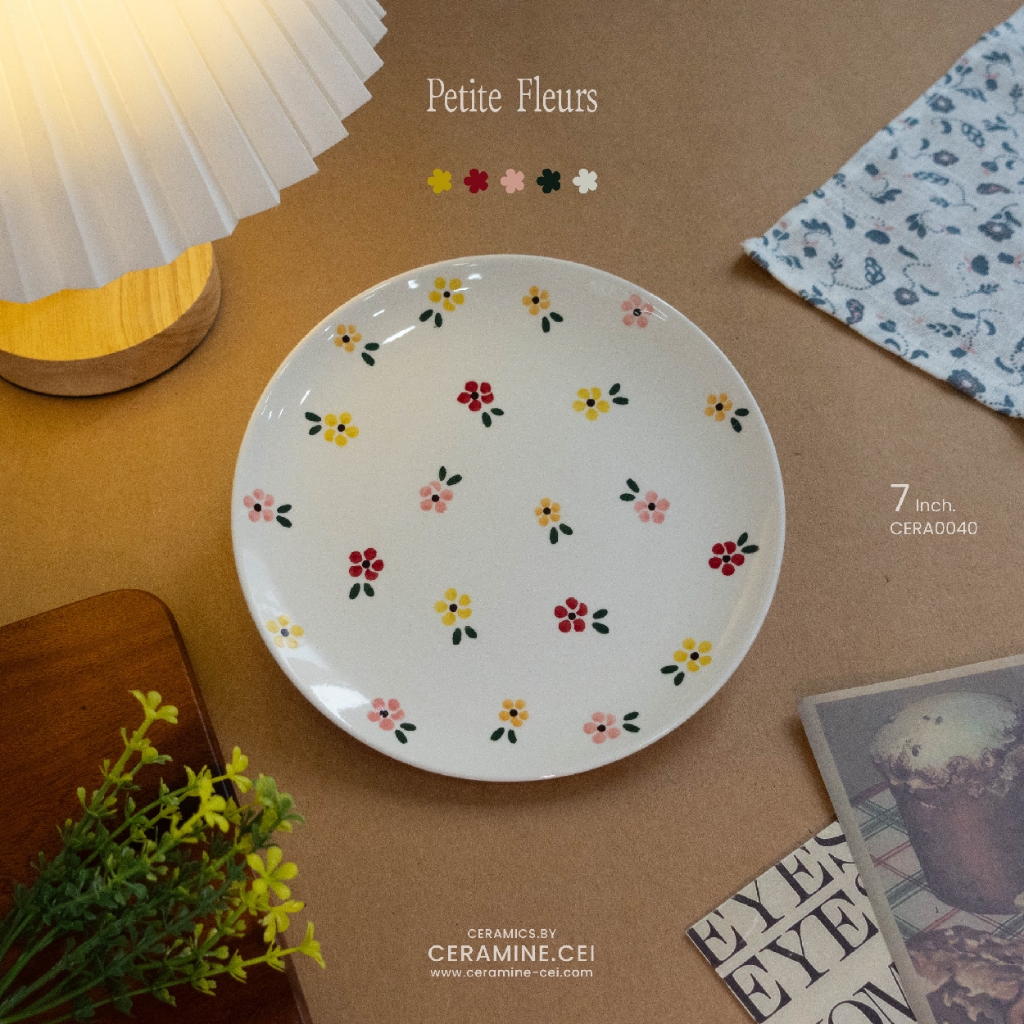 Đĩa bánh Petite Fleurs Họa tiết dễ thương Kích thước 7 inch Vẽ tay