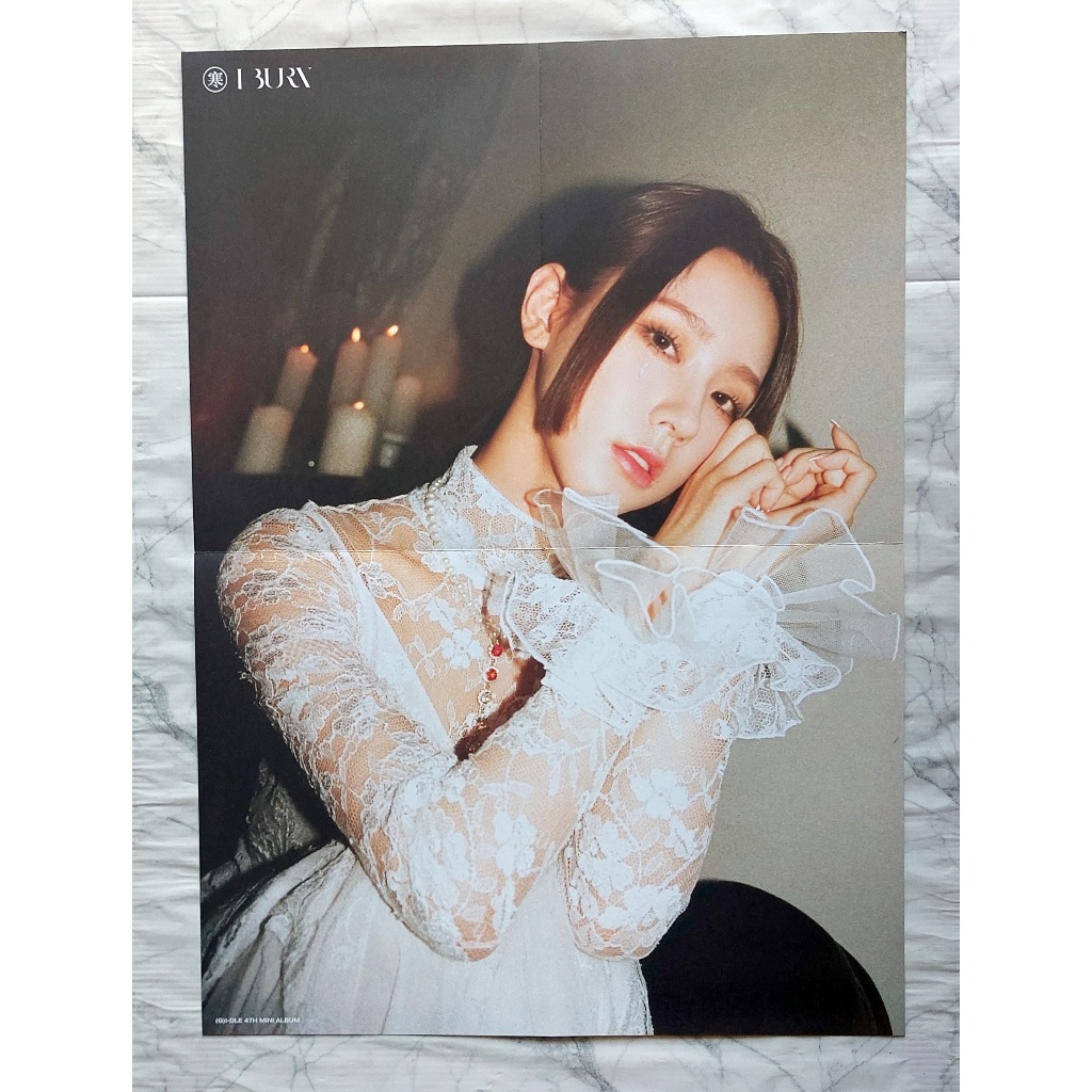 Poster gấp Miyeon từ CD Album (G) I-DLE-I BURN Kpop Gấp HWAA