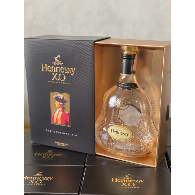 Bình rỗng Hennessy XO Kích thước 75cl Đẹp mới có hộp