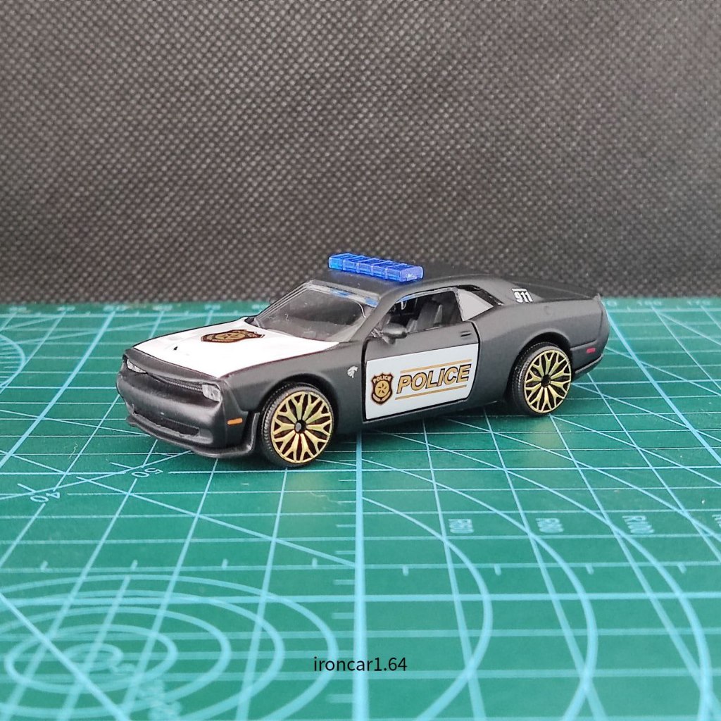 Majorette dodge challenger srt hellcat POLICE Mẫu xe