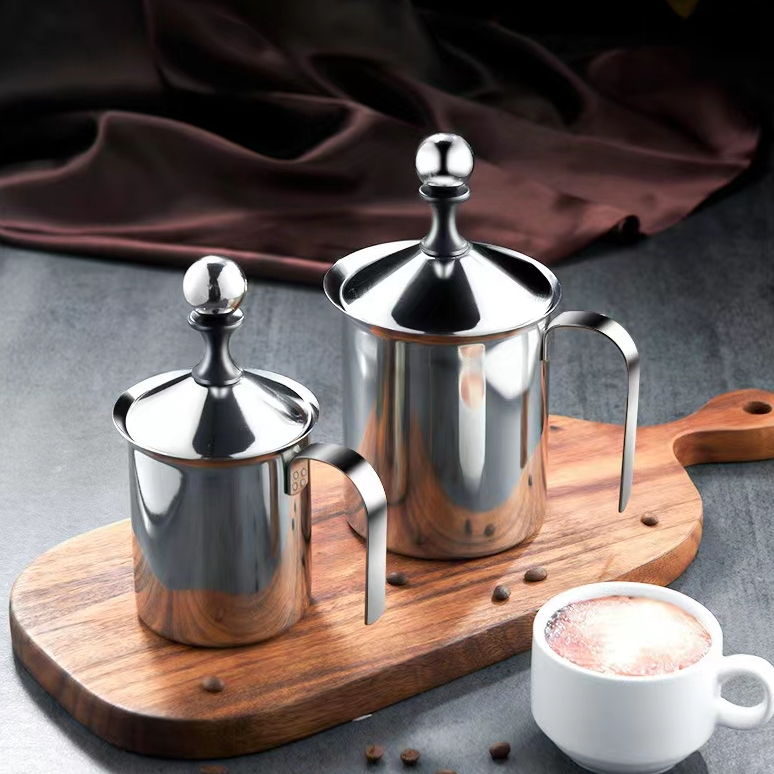 [C068] Cốc tạo bọt sữa bằng thép không gỉ 400ml / 800ml