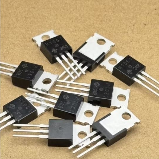 H1061 Là Chân Đế Transistor NPN TO220AB Dòng điện 4A 100V.