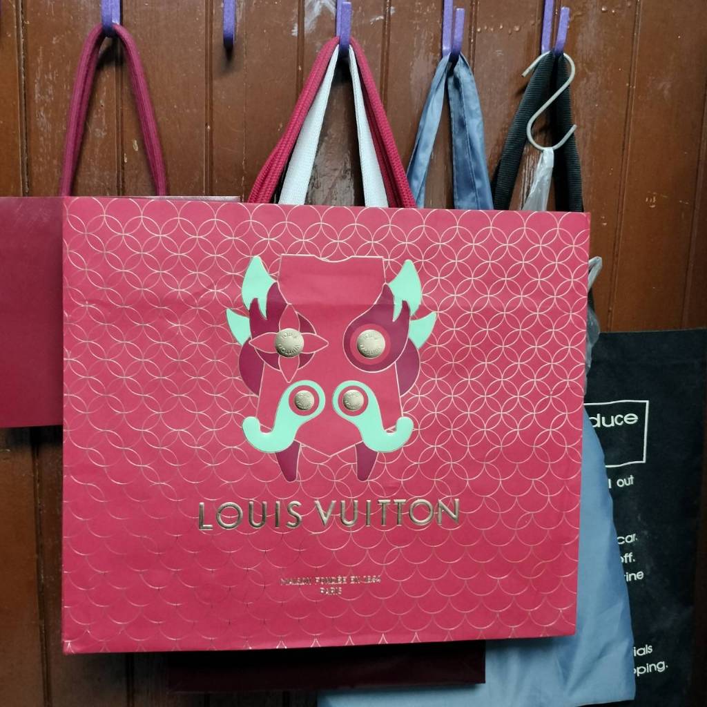 Túi LOUIS VUITTON [Tình trạng cũ như thể hiện trong bức ảnh.]