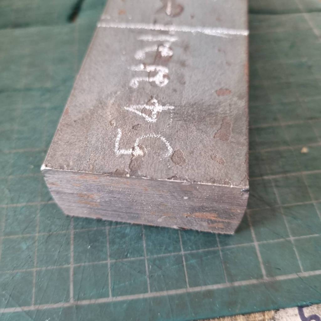 Thép phẳng kích thước 50x25 mm Cắt và bán Chiều rộng 2 Inch x Độ dày 1 Inch Thanh SS400 loại 50 x 25