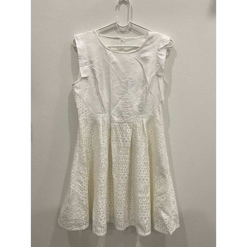 Sơn lỗi > Váy Mini có váy ren Size L B021