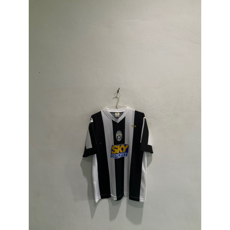 Áo bóng đá cổ điển hiếm hoi Juventus Sky Pavel Nedved 2004 / 2005