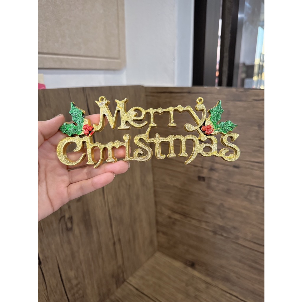 Biển hiệu trang trí cây thông Noel DT41-98 có chữ cái vui vẻ Màu vàng N5-5