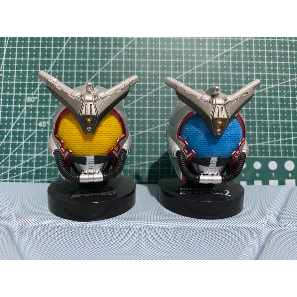 Đầu Kamen Rider Kabuto Size 1 / 6
