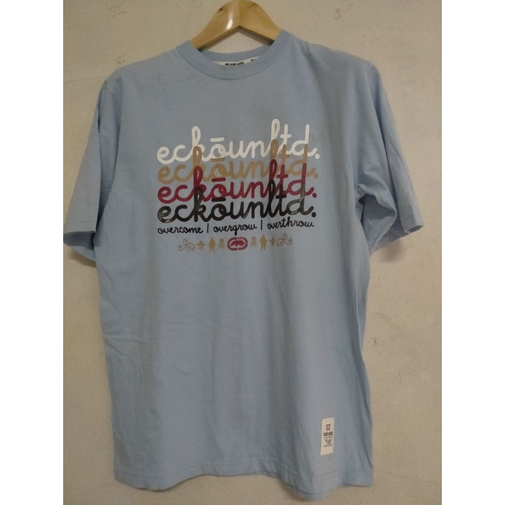 Áo thun Ecko UNLTD có màn hình dập nổi LOGO Spellout Size L