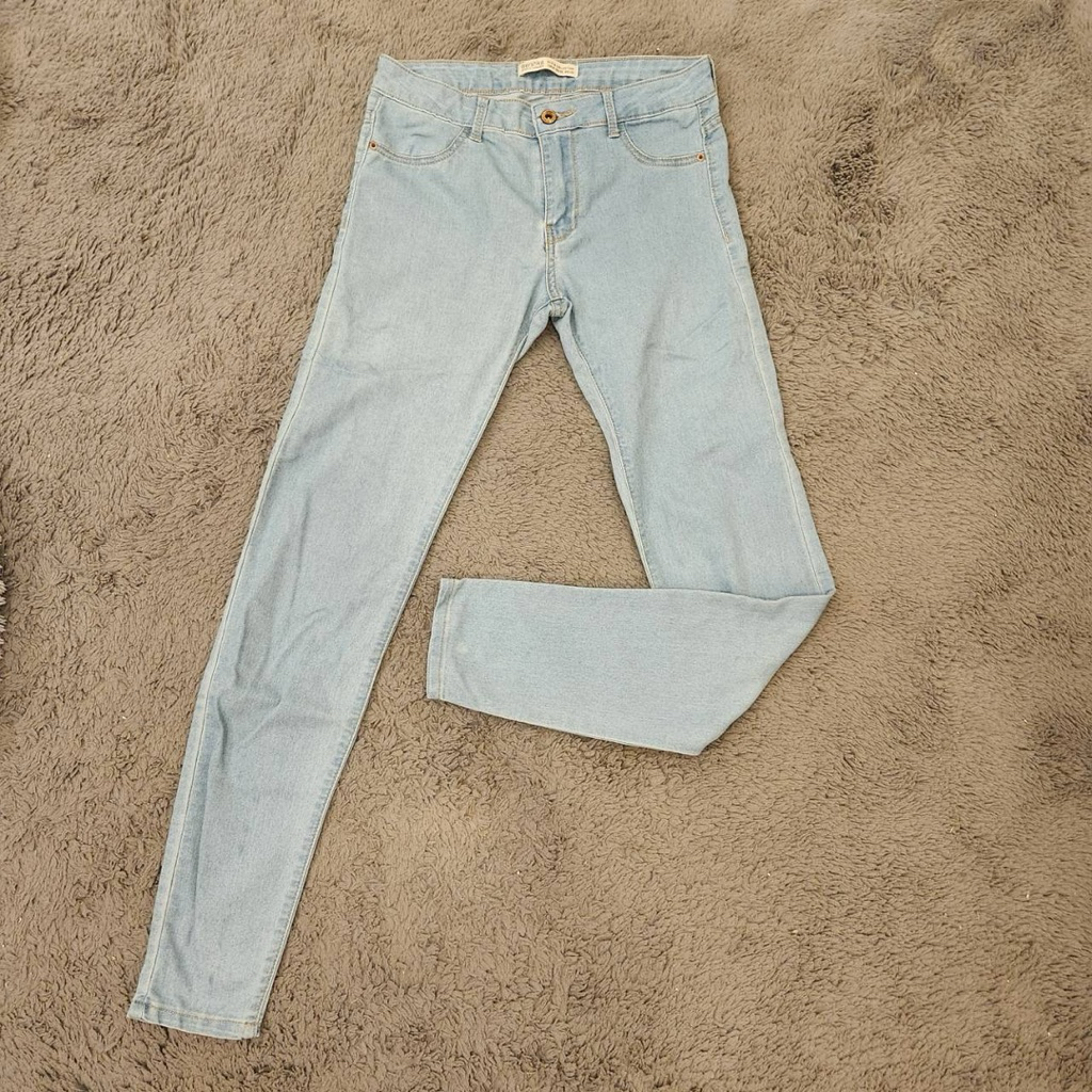 MỚI Skinny Jeans Eo Thấp Quần Dài Vải Mỏng Co Giãn Màu Xanh Thương Hiệu Bershka Size 38