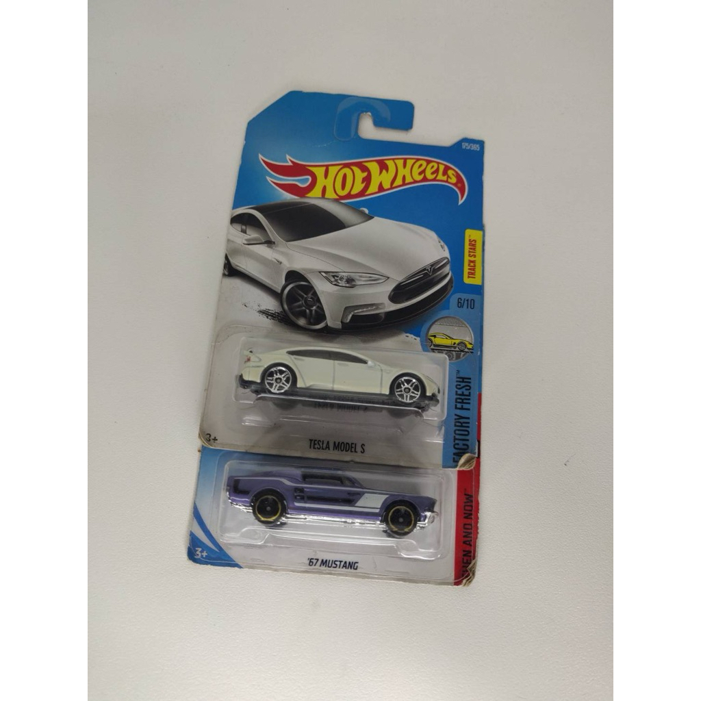 Hot wheel -50- Xe đồ chơi hôm nay Mới