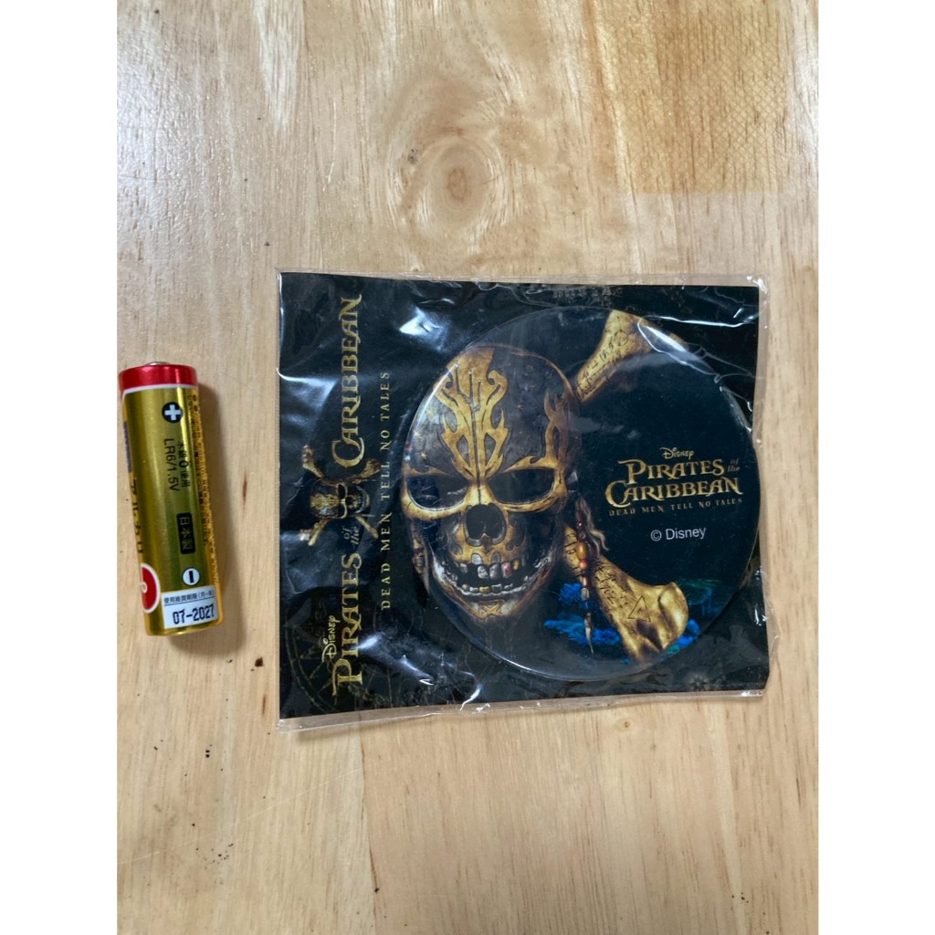 Disney Pirates of the Caribbean - Dead Men Tell No Tales kỷ niệm - Bage -
