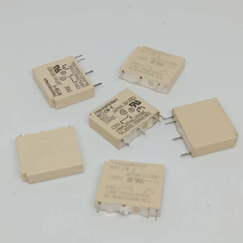 NY5W-K NY12w-K NY24W-K 5v 12v 24v Sản phẩm rơle 4 chân chụp ảnh từ công việc thực tế