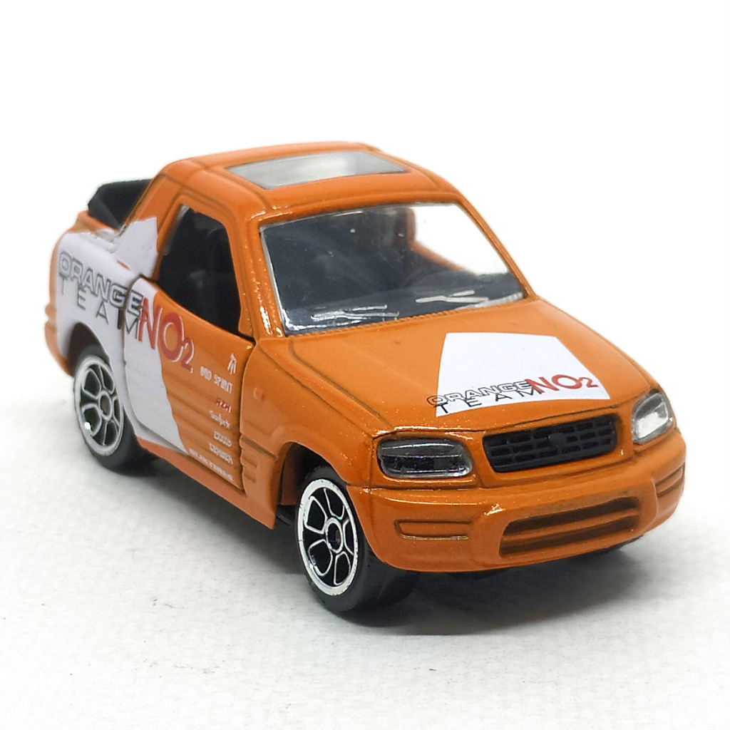 Majorette Toyota Rav 4-Orange Team NO2 Loại bánh xe 5HC Tỉ lệ 1 / 50 (8 cm) Không có gói
