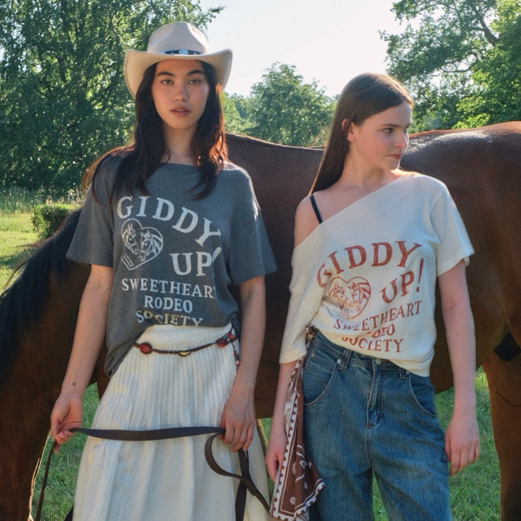 Cái gì đó Giddy up tee