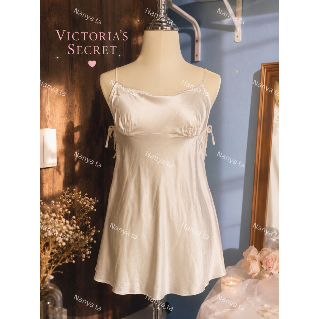 Victoria Secret laura Ashley Authentic đã được thông qua để xem thêm hình ảnh.