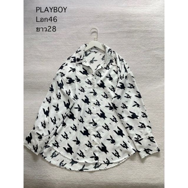 Vải Satin LAYBOY Điều kiện mới Nút trước