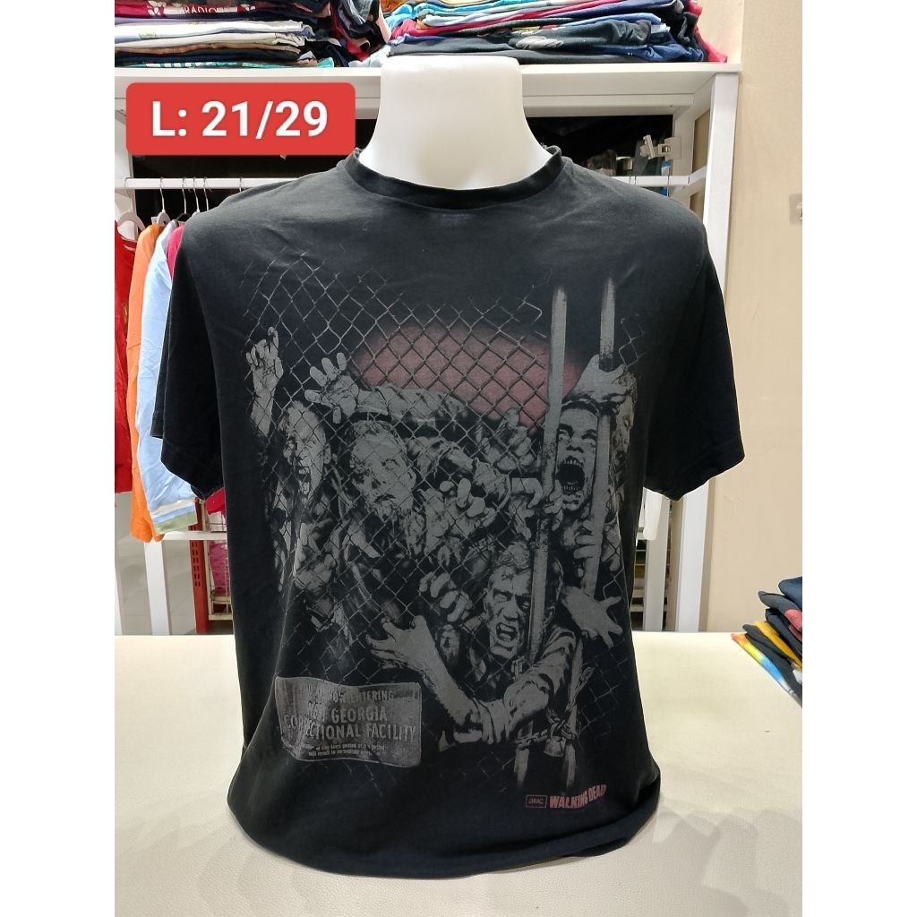 Áo sơ mi cổ điển người đi bộ đã chết: Georgia Prison Series 2015s (Size L)