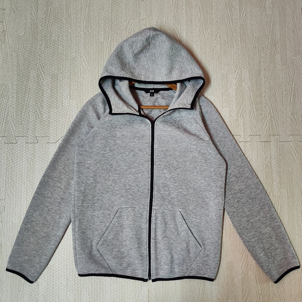 Uniqlo Blocktech Áo Len Dây Kéo Phía Trước Có Mũ Màu Xám Size L Nam Tay Thứ Hai