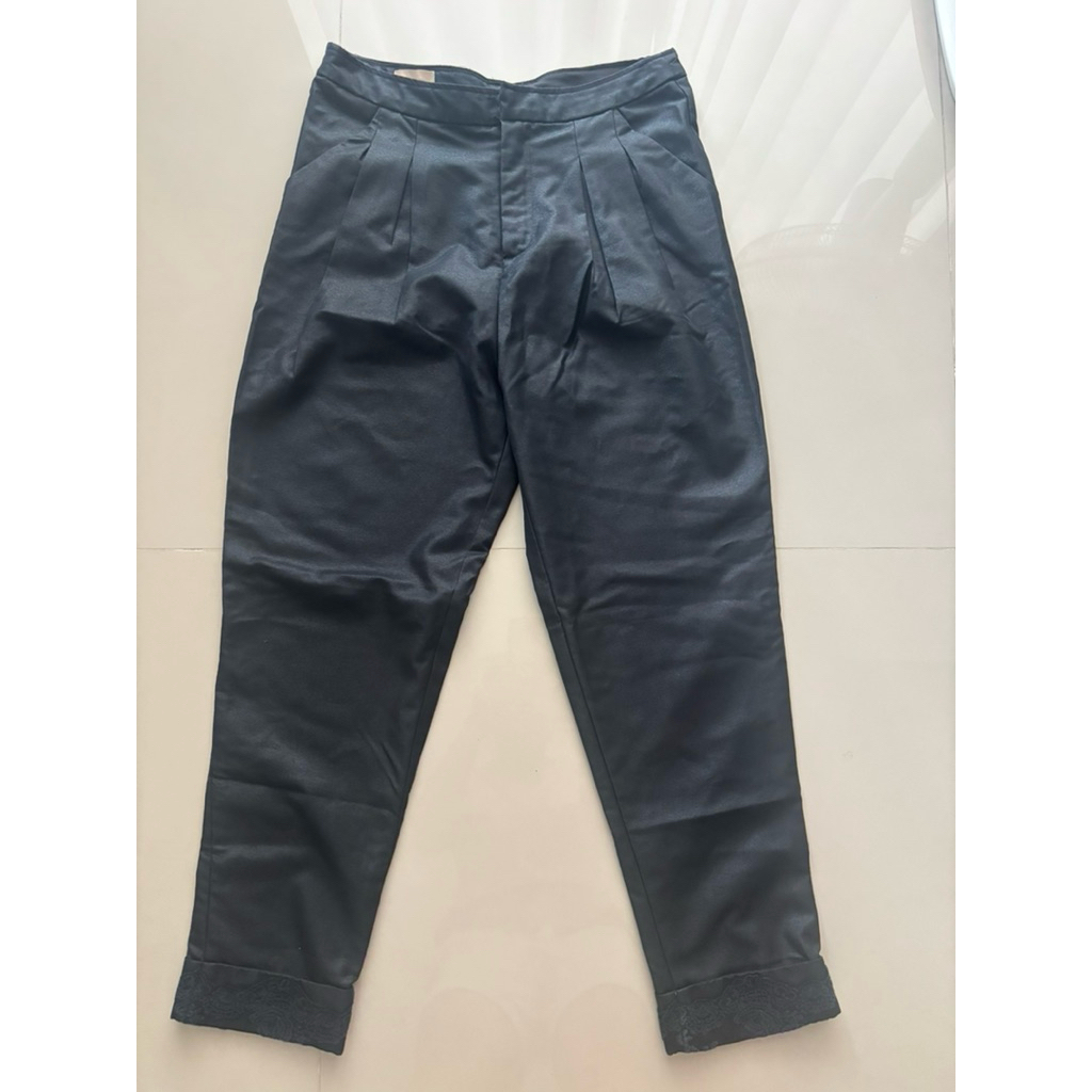 Quần thương hiệu Lynaround Linara Authentic Tình trạng mới