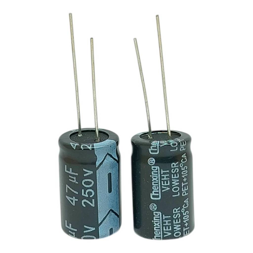 1 chiếc tụ điện điện phân 47UF 250V 105C