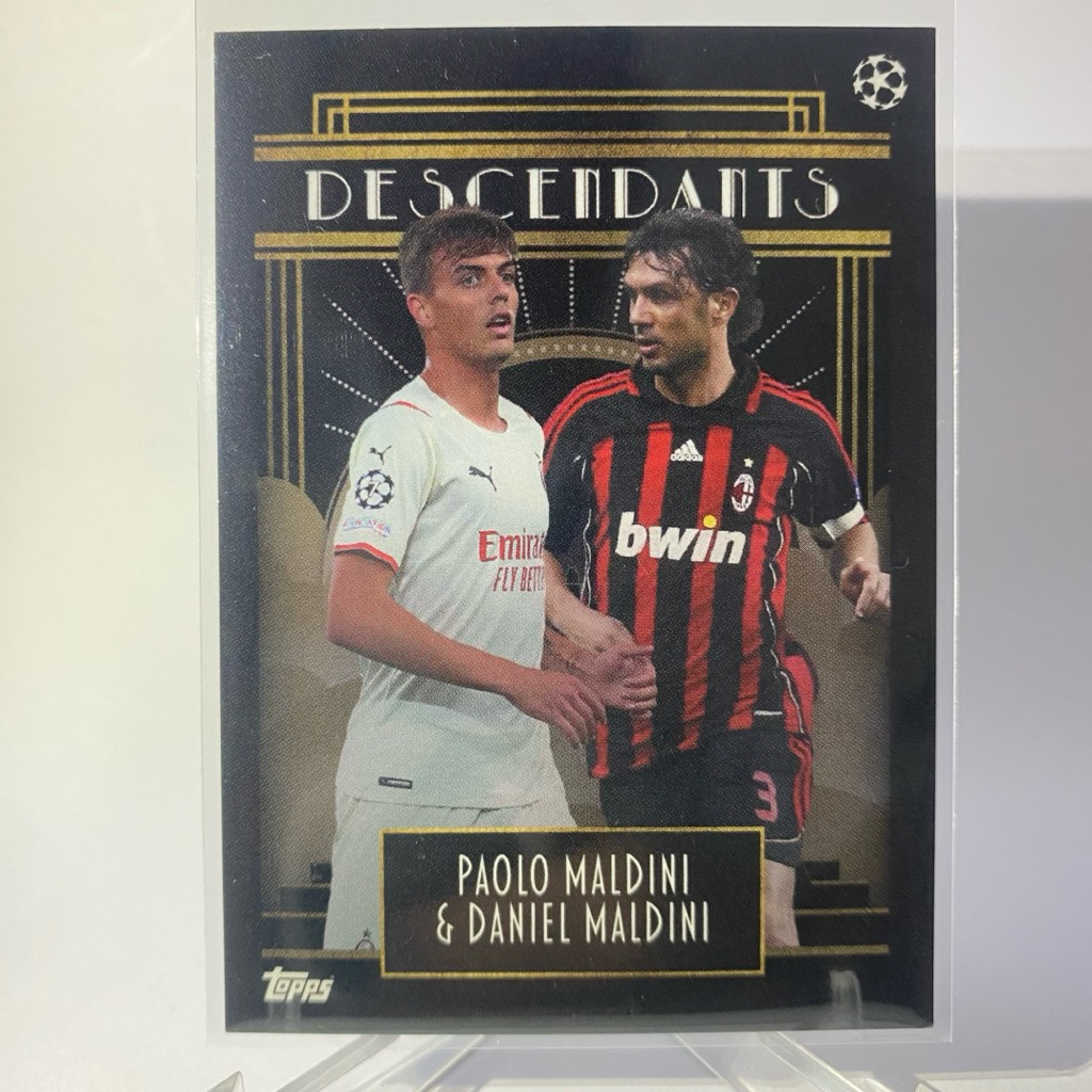 Thẻ bóng đá PAOLO MALDINI & DANIEL AC MILAN DESCENDANTS TOPPS 2021