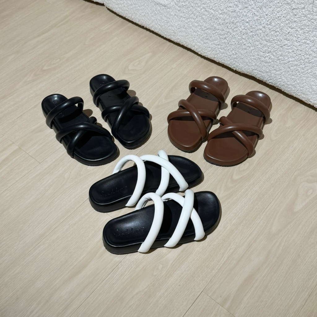 MILLIE (Milly) 021 * + 1 Size * Sandal Slip-On Cross Line