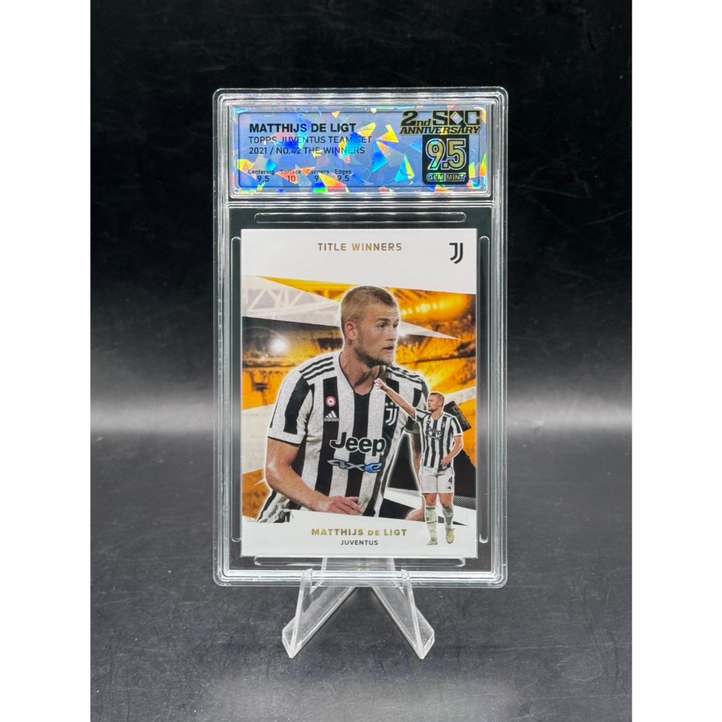 Matthijs de Ligt - 2021 Topps Juventus Team Set - 42 Vô địch danh hiệu - SQC 9.5 Gem Mint