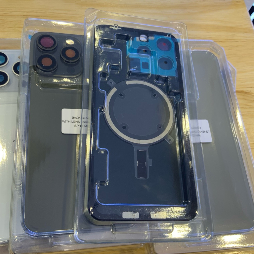 Ốp điện thoại Pin Cho Iphone 15 Pro Max Có Vòng Sạc Từ Tính Và Khung Camera