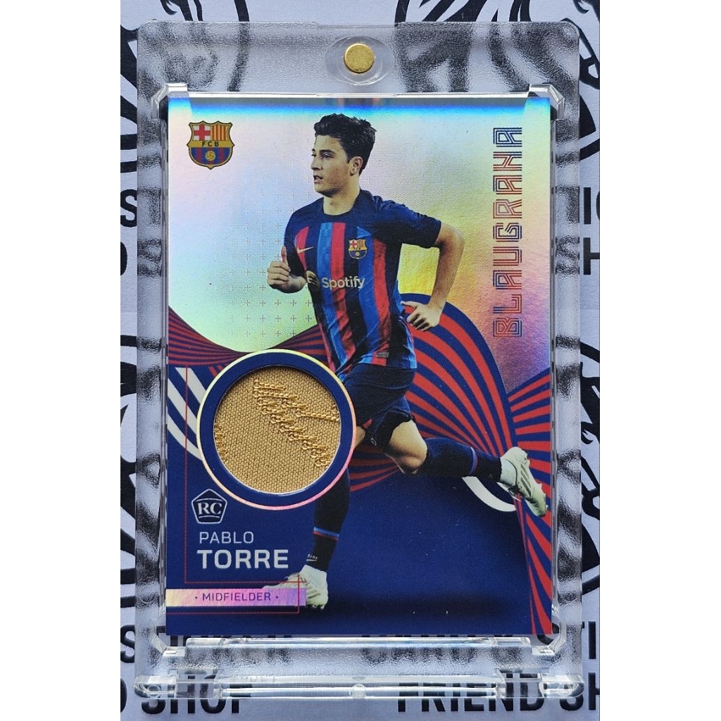 RC Topps: Thẻ áo thi đấu của Pablo Torre (Barcelona) Rc.