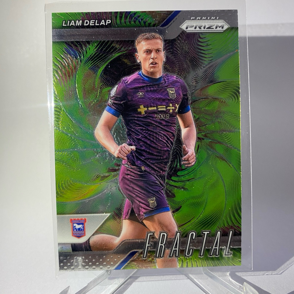 Thẻ bóng đá LIAM DELAP lPSWICH TOWN FRACTAL PANINI PRIZM 2025 No.19