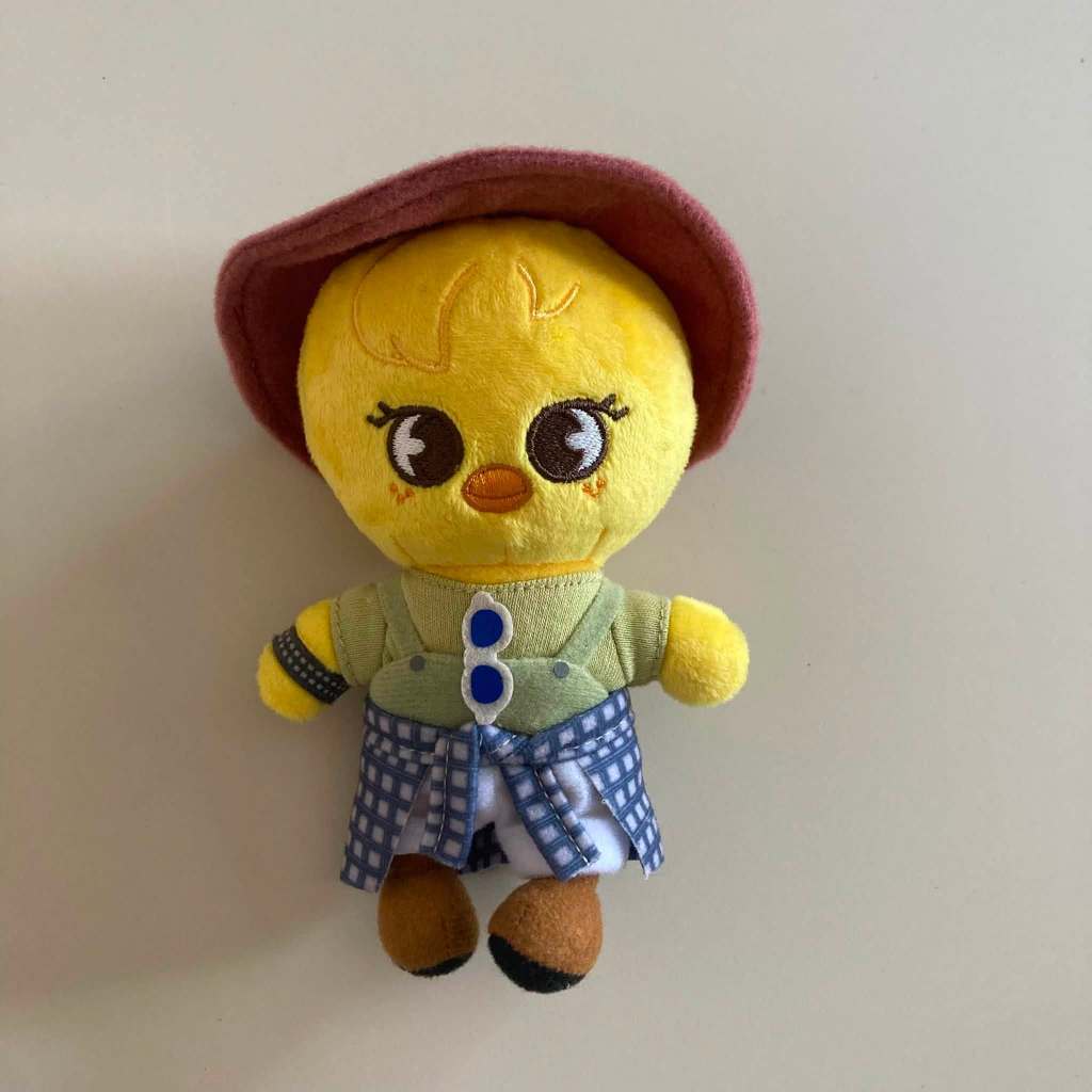 BbokAri SKZOO Từ Felix Stray KidsTay thứ hai không bao giờ làm sạch
