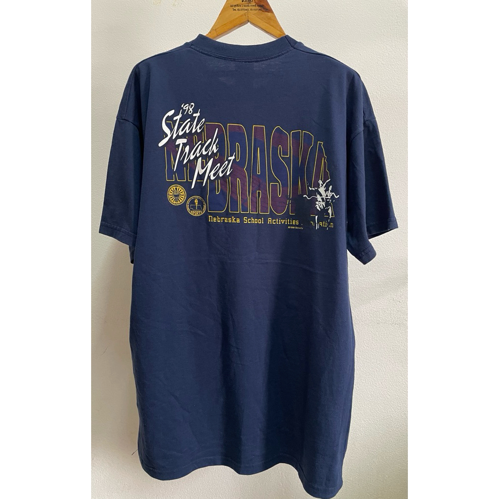 Áo thun cũ '98 Vintage Nebraska State Track Meet Tee Double Seam trên và dưới