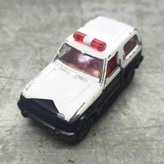 Mẫu xe kim loại TOMICA TOMICA: Mitsubishi Pajero Patrol No. 106