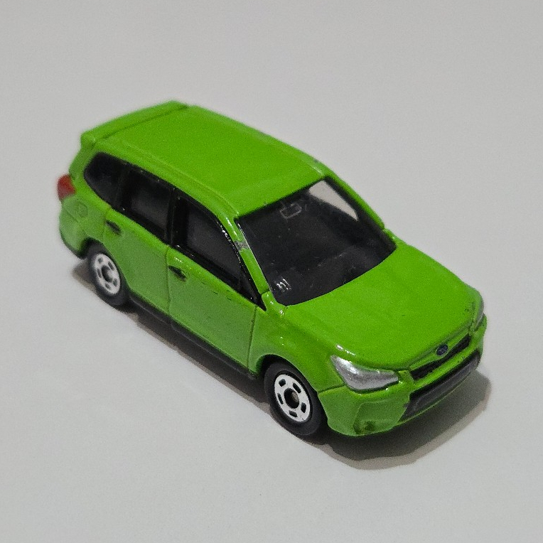 TOMICA | Xe kim loại cũ Subaru Forester
