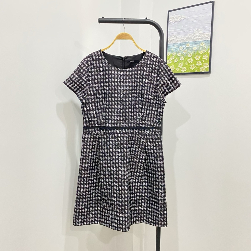 Váy ngắn nữ G2000 size 42