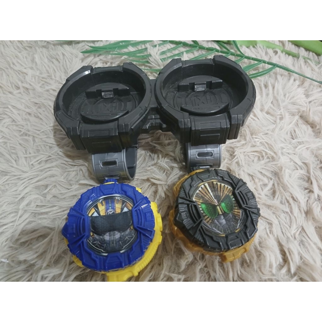 DX Ridewatch Giá đỡ cổ tay bandai Geo chính hãng