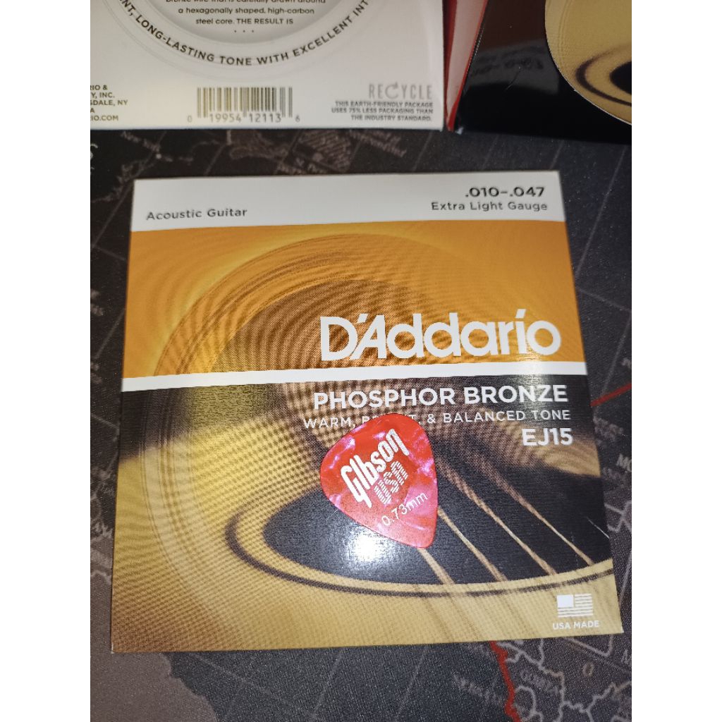 Dây đàn Guitar Acoustic Daddario EJ15 Phosphor Bronze No. 0110-047 Âm thanh trong suốt cực nhẹ Tay m