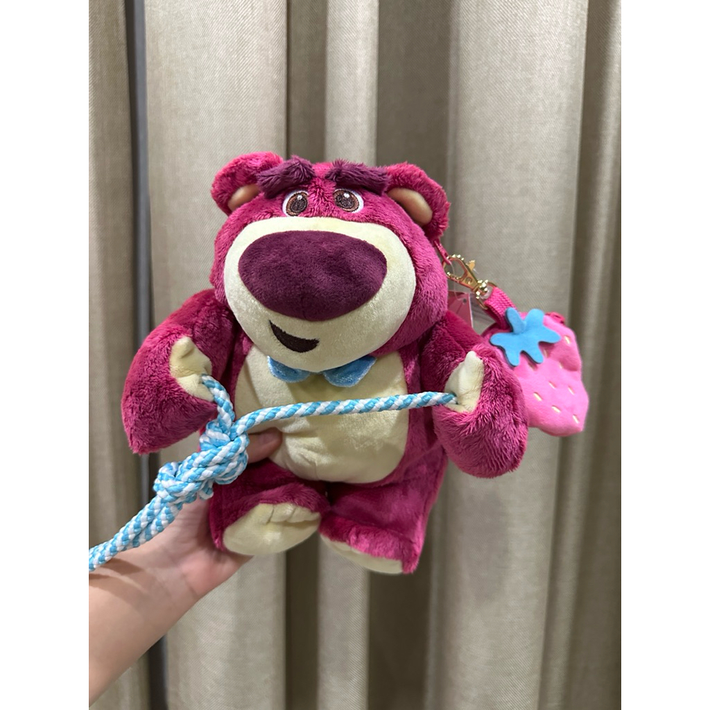 Túi đeo vai búp bê Lotso thơm dâu tây (LotsoToystory) * Hong Kong Disneyland đích thực