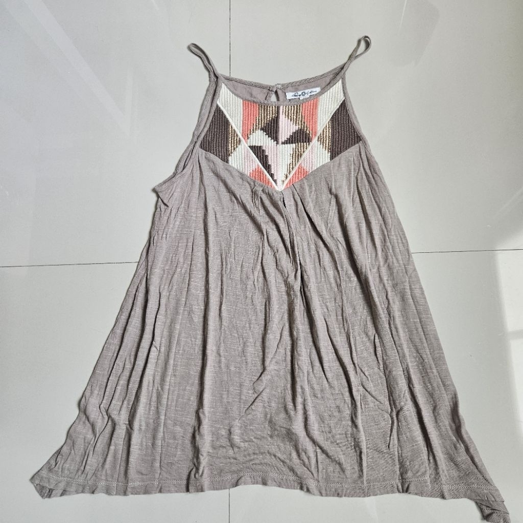 Dây đeo Spaghetti màu nâu Top Phong cách Bohemian American Eagle Outfitters Nhãn vải mềm mại và chảy